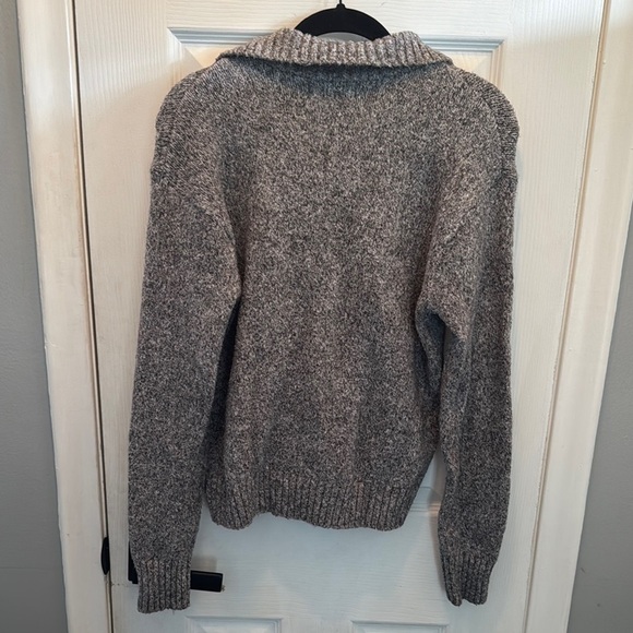 Old Navy Heathered Gray Knit Quarter Zip Sweater - Picture 6 of 6